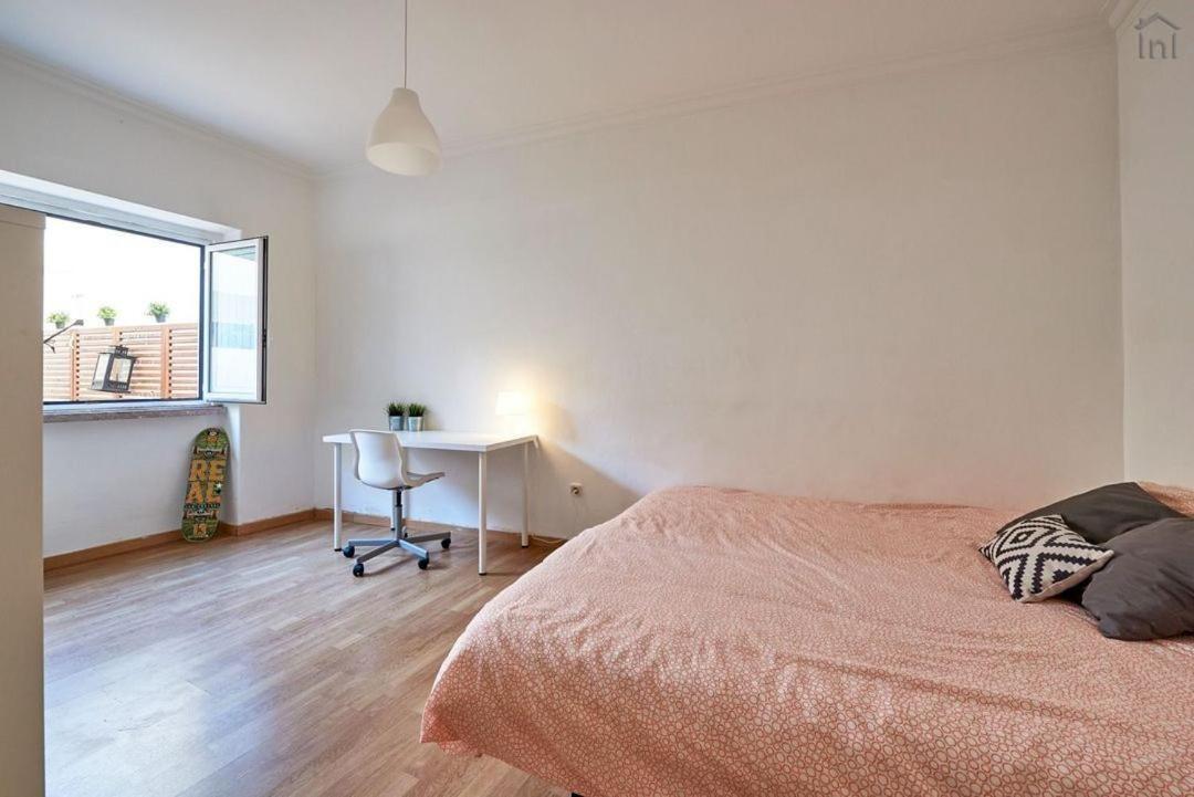 Apartment 2 Bedroom In Alameda Lissabon