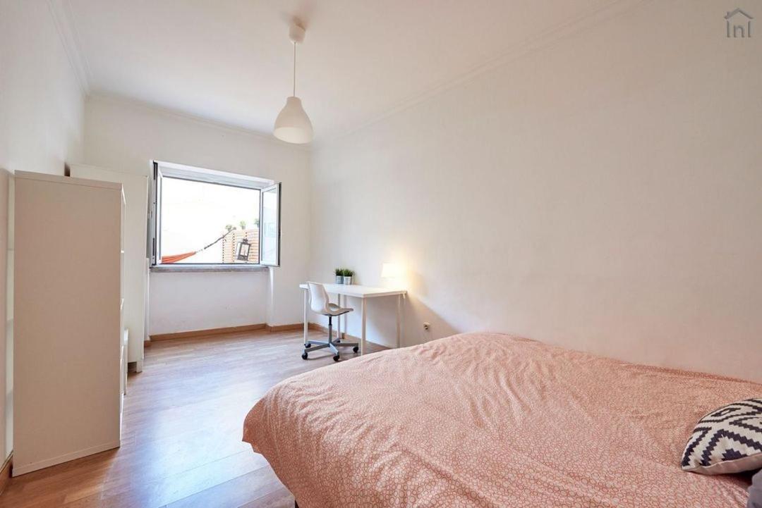 2 Bedroom In Alameda * Lisboa